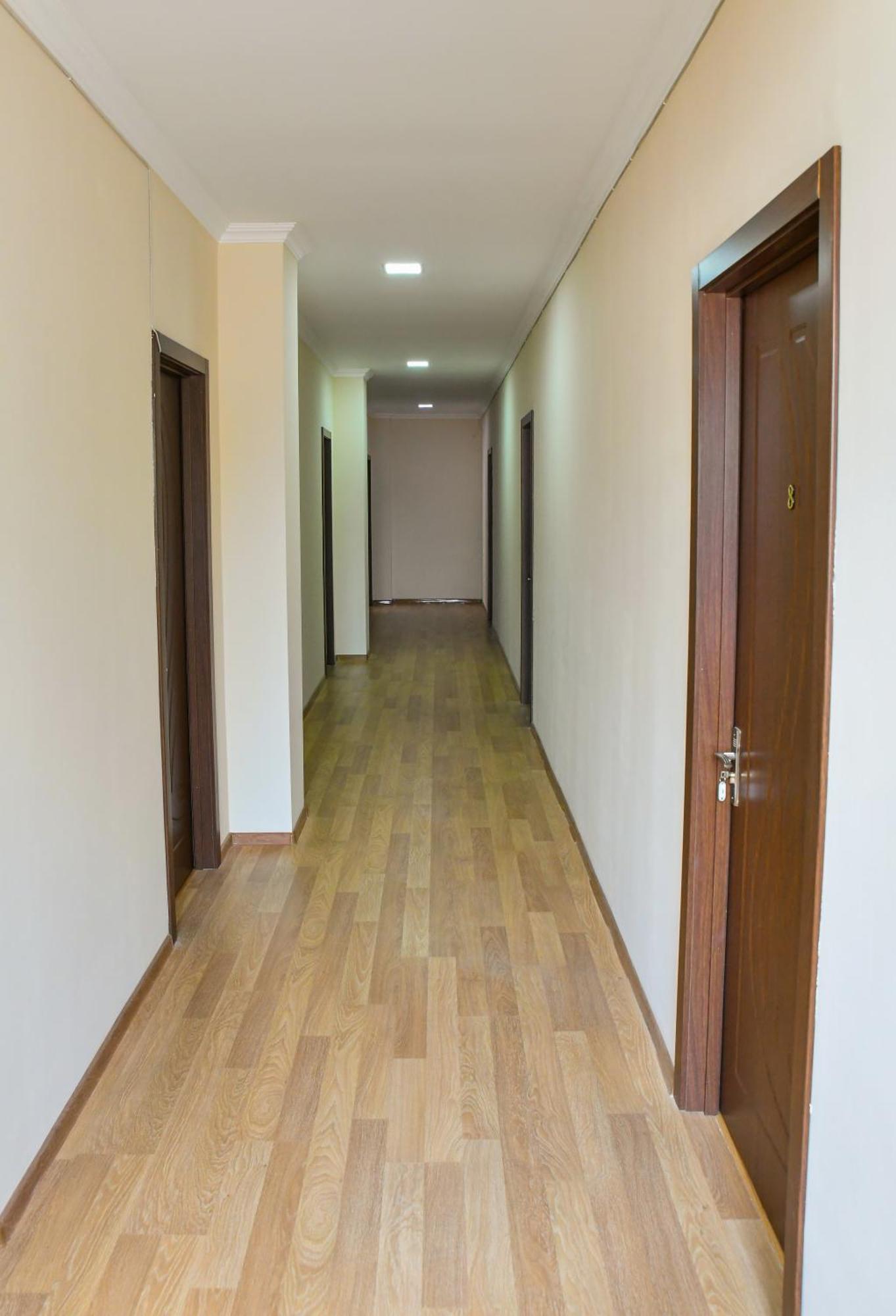 Just Inn Kutaisi Exterior foto